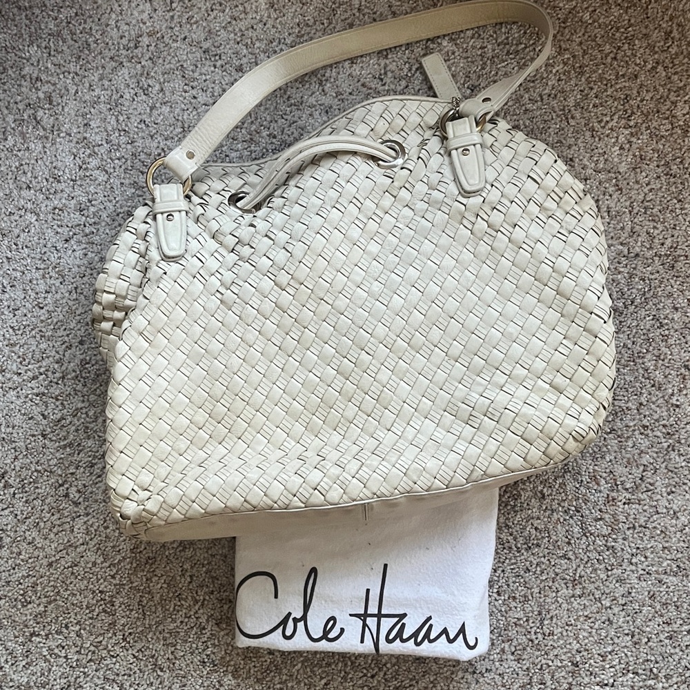 Cole Haan Cream Woven Leather Large Tote Inside Zipper Pocket Magnet Close EUC